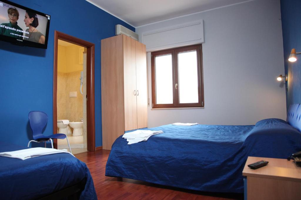 Hotel Veronese Cerignola Habitación foto
